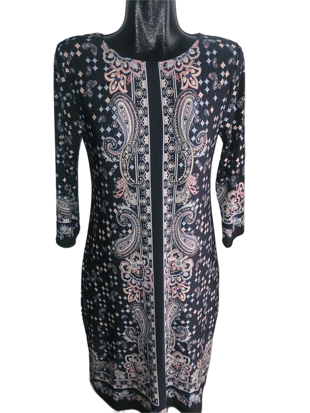 Carmen Marc Valvo Women's Navy And Pink Paisley Print Shift Dress Size M